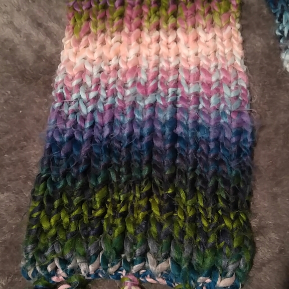 New York and Company rainbow colored scarf - Picture 3 of 3